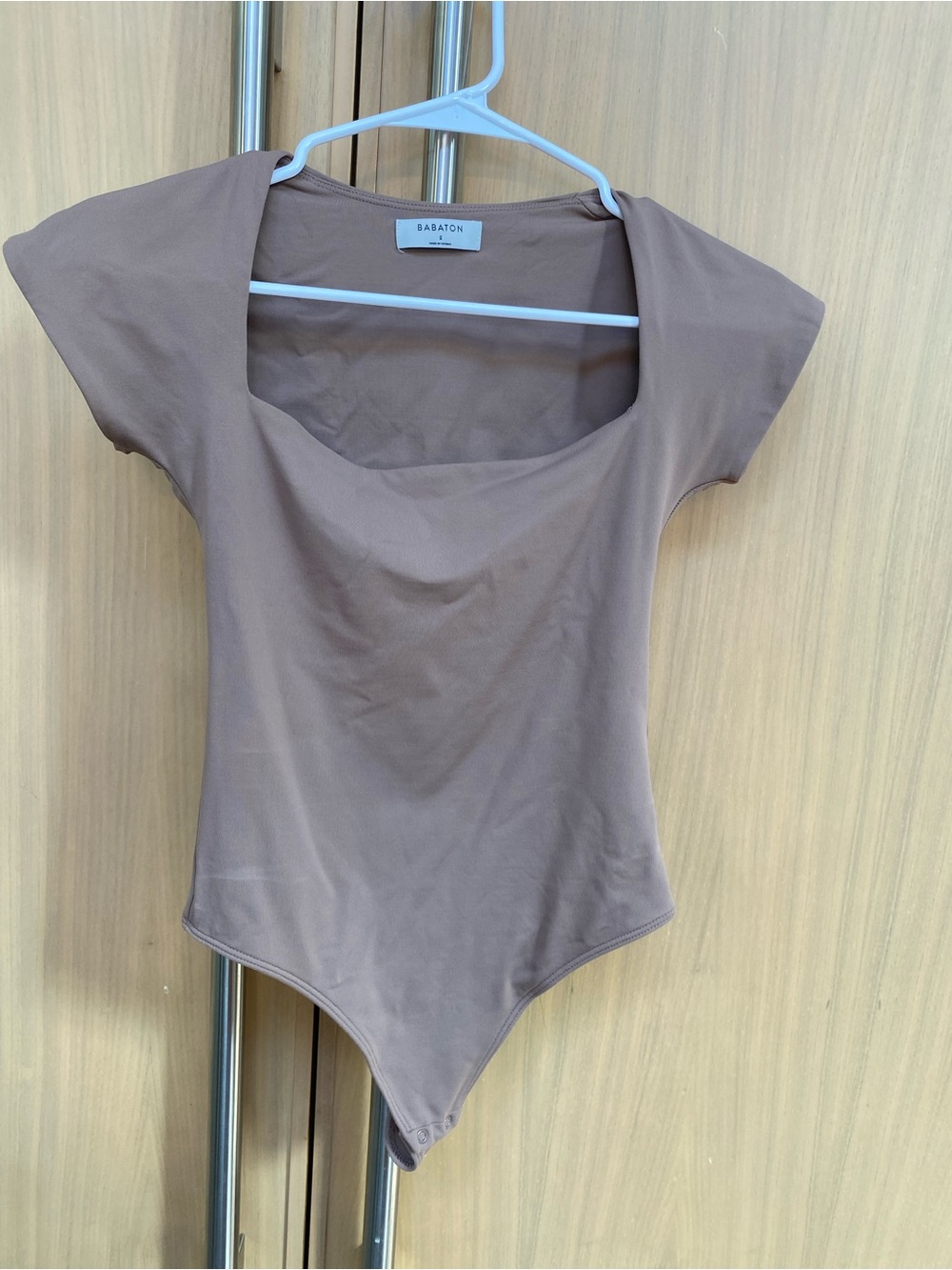 Babaton Taupe Brown Cowl-Neck Short Sleeve Bodysuit